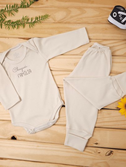 Pure & Posh Baby Conjunto Body e Calça Para Bebê Cheguei Familia