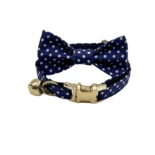 2 件套宠物猫项圈和蝴蝶结套装，锌合金柔软可调节猫项圈带铃铛，手工制作的迷你猫项圈，适合情人节、婚礼、圣诞节礼物 - 紅白色 - 查看 10