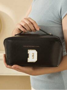 Bolsa de cosméticos de piel sintética impermeable, con bolsa de almacenamiento de cosméticos con letra, bolsa de cosméticos de gran capacidad y de doble capa, bolsa de mujer multifuncional para viajes, neceser, organización y almacenamiento de cosméticos, organización y almacenamiento del baño, esenciales para viajes, esenciales para cruceros, accesorios de viaje, almacenamiento de baño, almacenamiento de joyas, almacenamiento de labiales, almacenamiento de esmaltes de uñas, regalo de Pascua, regalo para dama de honor, regalo del Día de la Madre