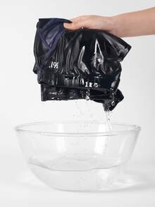 361degree 361°新款男士沙滩裤，撞色设计，简约不单调，打造个性外观，流线廓形勾勒腿部线条，密实面料隐藏，防走光，可调节腰带，稳固支撑，裤裆耐用，适合游泳、冲浪、沙滩、温泉、漂流、徒步、度假