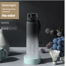 1 个 750/1000ml 户外休闲渐变运动水瓶 - 防漏翻盖、一键打开、便携、PC 材质 - 适合健身爱好者和户外运动爱好者 - 非常适合健身房、学校、骑自行车、徒步旅行和旅行 - 情人节、独立日、母亲节、复活节礼物 - 彩色 - 查看 2