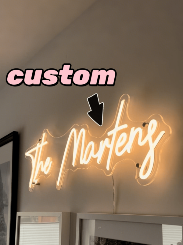 Decoración de dormitorio con luz de neón | Nombre en inglés personalizado | Dormitorio femenino / Regalo de cumpleaños ideal, fuente de luz para soñar, decoración del vestíbulo, combinación de tradición y modernidad como regalo para el Festival de Primavera o inauguración de la casa, el apellido iluminado muestra la calidez familiar/de moda, colorido, lindo, minimalista, kawaii, regalo personalizado único, adecuado como regalo de Navidad o San Valentín