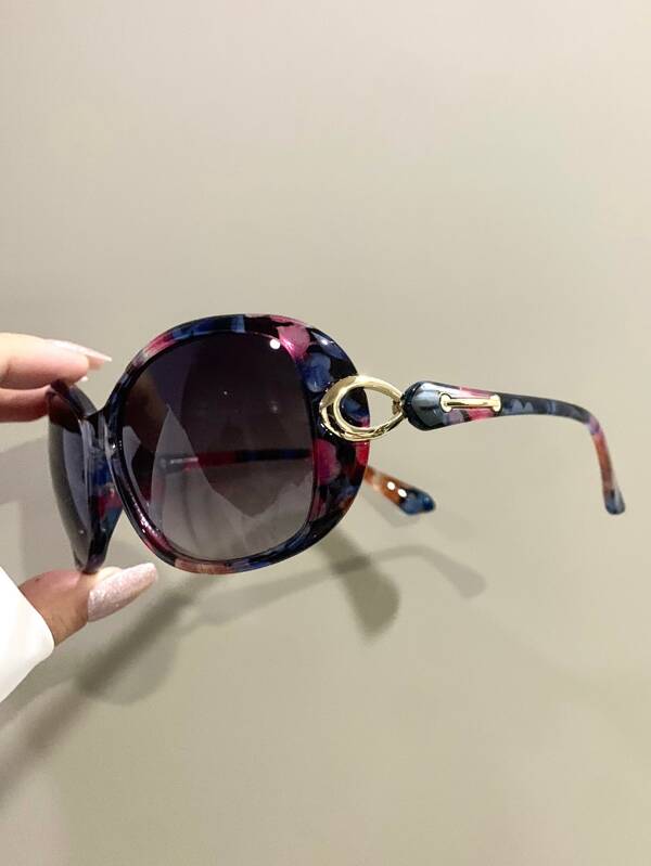 Fashion Square Glasses, Novelty Hollowed Metal Hinged Eyeglasses, Decorative Eyewear For Men And Women