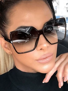 Fashion Women's Oversized Gradient Fashion Glasses - Designer Plastic Frame, Large Square Shield Style, Glitter Embellishing, Perfect For Driving And Outdoor Activities, Fashion Accessories | Gradient Lens | Design For Summer Beach Vacation,Outdoor,Travel