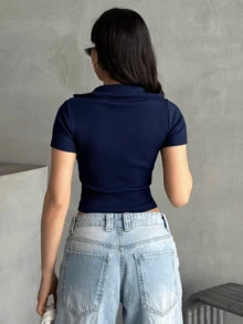 OYGA 女士条纹圆领短袖休闲修身衬衫 - 藏蓝色 - 查看 4