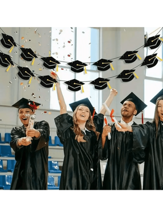 Graduation Season Flag-Raising University Graduation Ceremony Decorative Banner, Black And Gold Doctoral Cap Flag-Raising Graduation Party Decoration
