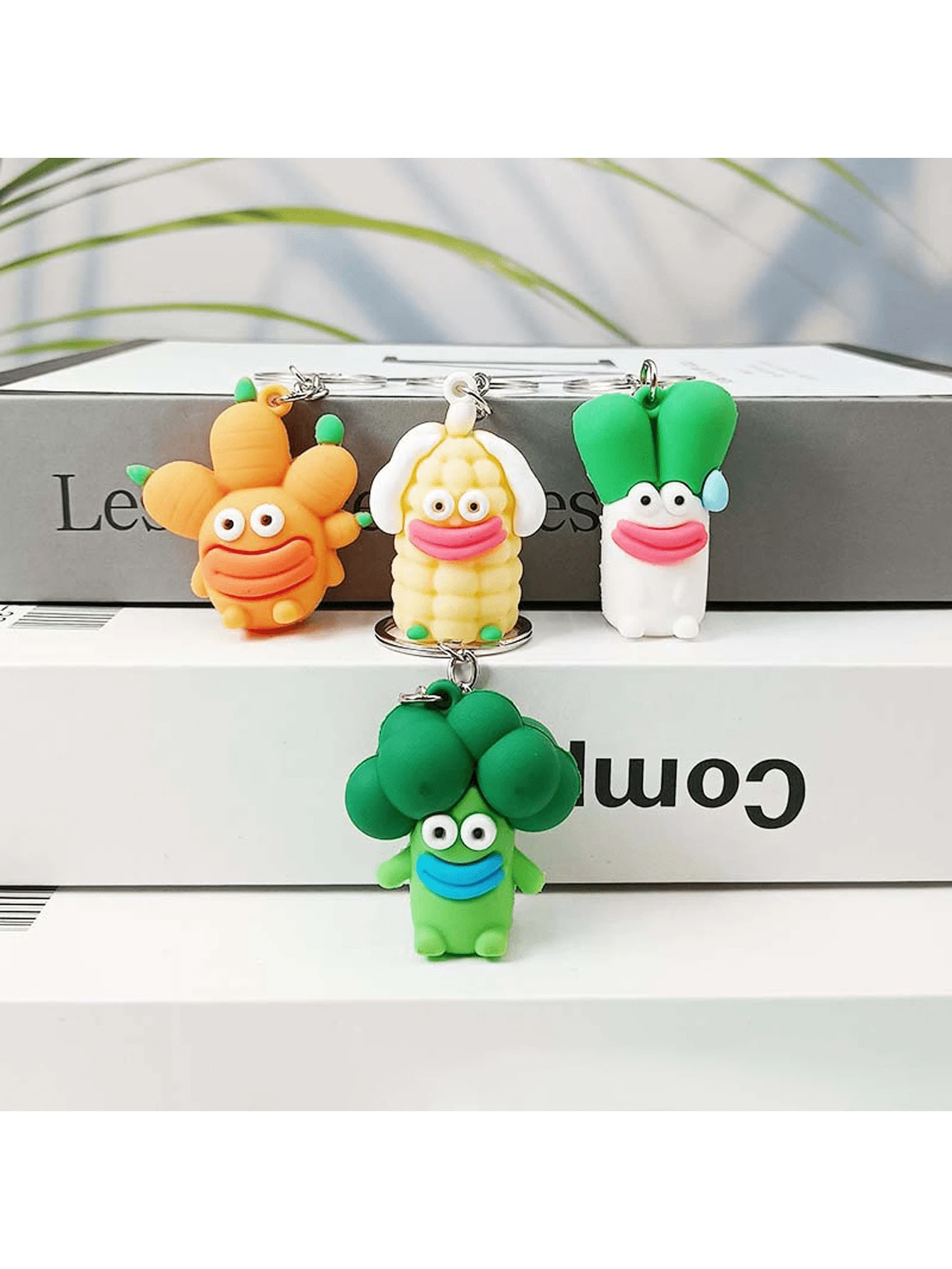 Cartoon Funny Fruit & Vegetable Design Key Chain, Sausage Mouth Cute Vegetable Pendant Bag Charm Accessory