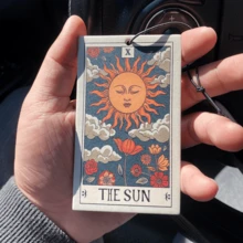 塔罗牌‘太阳’设计，汽车空气清新剂汽车香薰车内后视镜挂饰，汽车内饰装饰挂件，衣柜香薰 - THE SUN - 查看 4