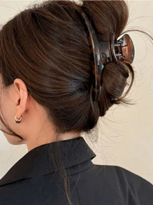 3pcs New Set Large Women Hair Clips Hair Accessories Leopard Sexy Valentine's Day Halloween Size 12cm/4.7inch, Acrylic Material, Fashion Simple Elegant Design Hair Clips.