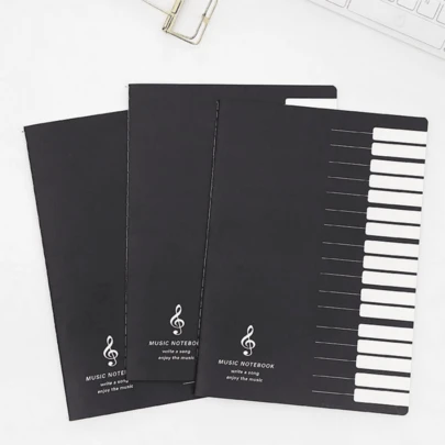 1 pieza Cuaderno de música de 5 líneas, incluye 16/24/36 páginas de partitura, cancionero, libro de práctica musical y accesorios para instrumentos