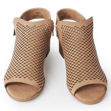Women's Perforated Cut-Out Peep Toe Low Heel Booties – Open Toe Spring/Summer Sandals In Taupe Grey Black Brown White[Size Down Half Size] - 灰褐色 - 查看 4