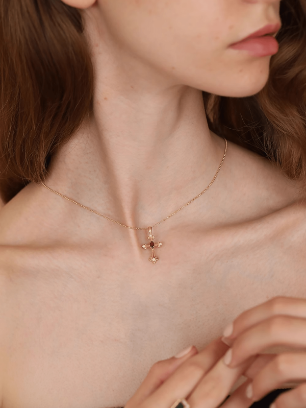 1 Peça Colar de Prata Esterlina S925 com Cruz de Rubi Luxuoso, Adequado para Uso em Feriados pelas Mulheres, Presente de Casal/Aniversário