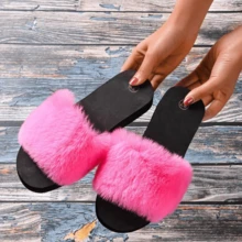 四季舒适，女士时尚毛绒拖鞋，蓬松装饰单带拖鞋春夏女士凉鞋，夏季可手洗织物鞋面和鞋垫，舒适家居鞋