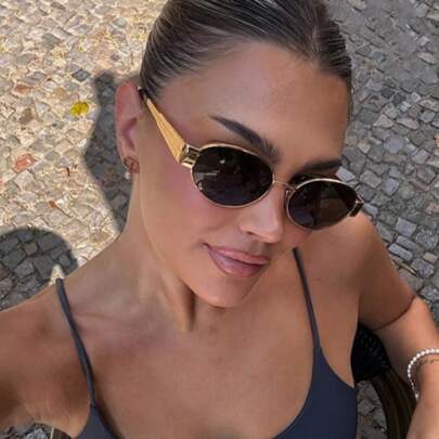 1 Stück Vintage ovale Modebrille für Frauen, kleine Metallrahmen Mode Brille, Damen Mode, Strandaccessoires für Damen, Brillenschirme, Basics, Herbst Winter Damen Outfits Kleidung, Business-Casual Geschenke, Preppy Stil für Schulanfang, Katzenaugen Form
