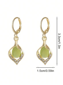 1 pièce Boucles d'oreilles pour femmes à la mode, luxueuses, raffinées et belles, convenant à un port quotidien, pour les fêtes et les voyages