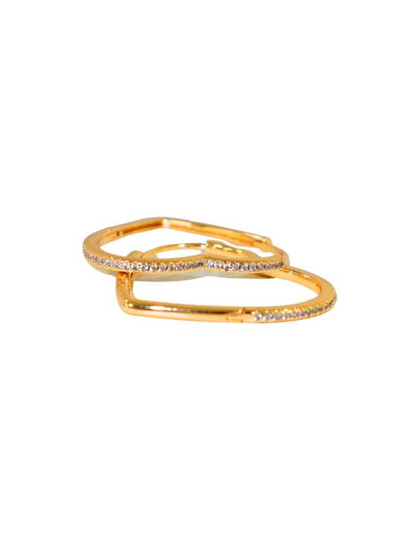 Brinco Coração com Strass – Romantismo em Forma de Argola