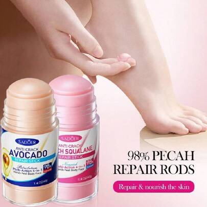 SADOER 2 قطعة كريم القدم لعلاج البشرة الخشنة والجافة المتشققة، مكونات من الخوخ لإزالة الجلد الميت، والأفوكادو لترطيب وتغذية القدمين والكعوب، غير دهني