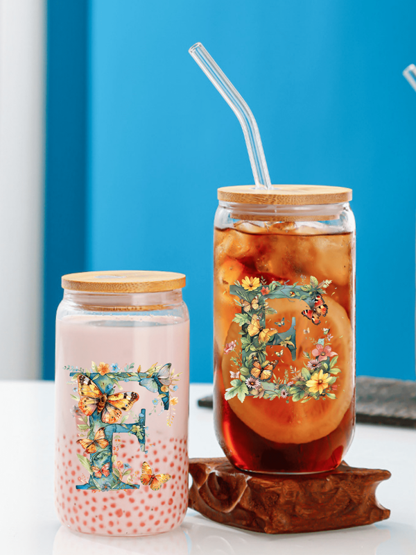 1 pieza Vaso de vidrio de 16 onzas con tapa de madera, pajita y cepillo, impresión 3D de margarita, mariposa y letras verdes, botella de agua reutilizable, vaso transparente simple de girasol, para uso en fiestas de té, café y leche, personalizado y creativo para exteriores