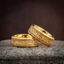 1 Pc 8MM Customized Matte Gold Tungsten Steel Ring - Luxury Gold Foil Accented, Elegant Wedding/Engagement Ring, Polished Surface, Comfortable Fit, Engraved Design, Anniversary Gift For Him!