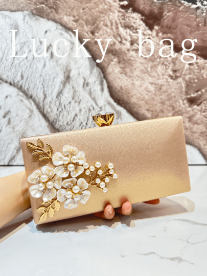 1PC Luxury Women Wedding Party Handbags And Purse Pearl Flower Clutch Bag For Women Elegant Rhinestone Wedding Evening Purse With Chain, Suitable For Formal Occasions Like Dinner Party, Wedding, Banquet, As Gift For Women