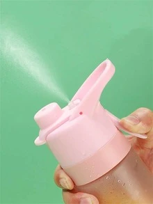 22oz/650ml Spray Cup, Gradient Sports Water Bottle, Portable Sports Water Bottle With Spray And Cooling Mist Function, Made Of PC Material, No Need To Charge - Perfect For Office, School, Gym, Hiking, Camping And Outdoor Activities, Essential Back To School Item