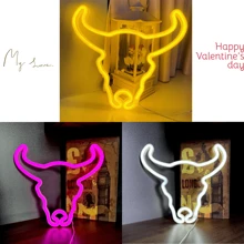 1 pièce Enseigne au néon tête de vache rose 11x10x0,7 po environ 28x25,5x1,8 cm Lumière décorative à LED, alimentée par batterie ou USB (flamme, nuage, éclair, pont arc-en-ciel) Lumière néon pour bureau ou décoration murale, toile de fond pour diffusion en direct d'influenceur, convient pour la chambre, la maison, les fêtes, les anniversaires, les demandes en mariage, la Saint-Valentin, la Fête des mères, la décoration de Noël