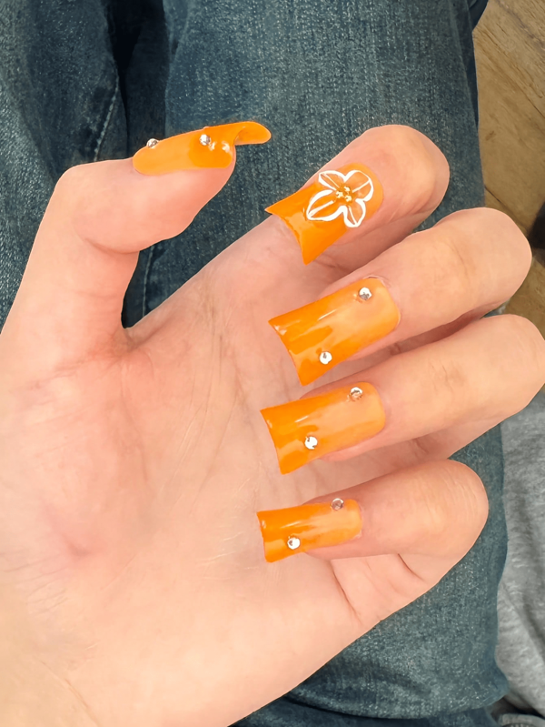 10 Pieces Of Orange Handmade Short Duck Beak Three-Dimensional Flower Orange Summer European And American Wear Nails