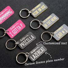 1个定制亚克力钥匙扣，可印制车牌号码、文字、名字，复古时尚车牌，创意父亲节母亲节礼物，送给男友女友，个性化车牌钥匙扣，服饰配饰，时尚秋季款，送给男友、女友、家人、朋友