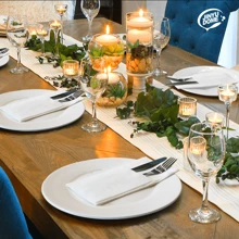 JINYUDOME 25/50 Stück 40x40cm weiße Servietten, Servietten mit integrierter Bestecktasche, Hochzeitsservietten, Einwegservietten, für Hochzeitspartys, Familienfeiern, Cocktailpartys, Empfänge und Hotels