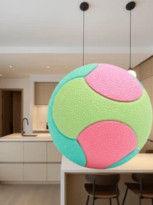 1 pezzo Giocattolo con superficie gommata e texture, elastico e durevole, adatto per il gioco o l'interazione con gli animali domestici, multicolore (rosa, verde, blu), visivamente vivace e accattivante, alta riconoscibilità, può essere utilizzato come giocattolo antistress (schiacciare e rilasciare la pressione) o giocattolo per animali domestici (masticare, lanciare), palla colorata versatile.