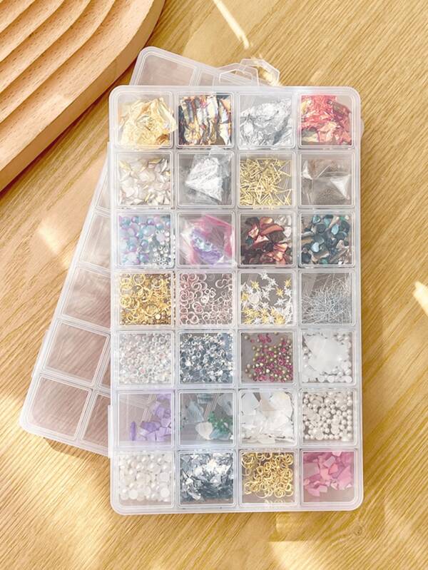 Caja de almacenamiento con diseño de cuadrícula transparente de 24 / 28 cuadrículas, para decoración de uñas, diamantes decorativos, almacenamiento ordenado y portátil, adecuada para guardar pequeños artículos como brocas para uñas, joyas, botones, herramientas de almacenamiento de uñas y cajas de almacenamiento organizadas