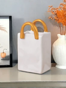 手提包式花瓶，北欧波西米亚风格，是餐厅、房间、客厅装饰的最佳选择，也是亲朋好友之间馈赠礼物的理想选择。