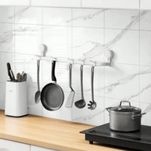 10 قطعة ملصقات لاصقة بمساحة 0.9 متر مربع تقليد بلاط سيراميك رخامي، ديكور وتجديد حوائط المطبخ والحمام، ورق جدران ديكور المنزل، خلفية جدار DIY، ألواح ألمنيوم بلاستيك لتغطية العيوب، ملصقات جدران لاصقة ذاتيًا، ديكور جدران الأثاث والمطبخ والغرف والمعيشة - أبيض - مشاهدة 5