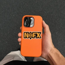 NOFX 朋克摇滚乐队 Grunge 风格乙烯基贴纸贴花 - 大胆的橙色标志与圆形设计 - 非常适合汽车、手机、笔记本电脑、水瓶等 - 为粉丝、朋克配饰、学校用品、返校带来乐趣