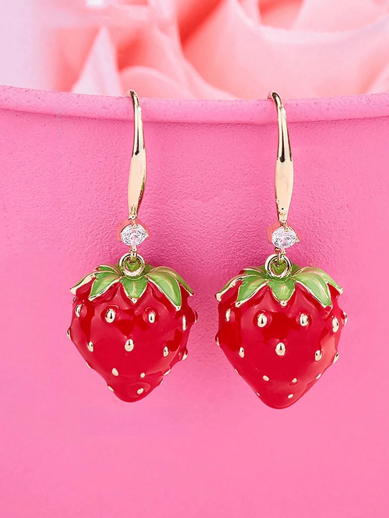 1 Pair Women Elegant Cute 3D Strawberry With Rhinestone Earrings