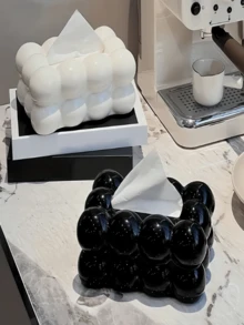 Contenitore moderno e creativo per fazzoletti di forma a nuvola in schiuma con distributore a molla, portafazzoletti adesivo di moda, design autoportante per bagno, soggiorno e toeletta, in plastica bianca/nera semplice, con accento di palline trasparenti di colore casuale