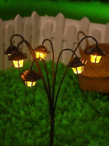 1pc Retro Lantern Decorative Light, Solar-Powered 6LED, Retro Street Lamp Shaped Decorative Light, Suitable For Garden Courtyard Decoration, Balcony Back Garden, Lawn Decorative Light, Outdoor Garden Path Decoration, Suitable For Halloween, Christmas And New Year Decorative Light