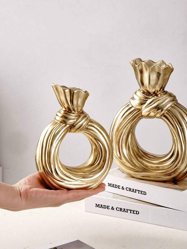 Knot Abstract Art Decorative Vase, Modern & Luxurious Style, Very Suitable For Outdoor, Living Room, TV Cabinet, Cupboard, Study And Desk Decoration. It Is Also An Ideal Choice For Holiday Gifts.