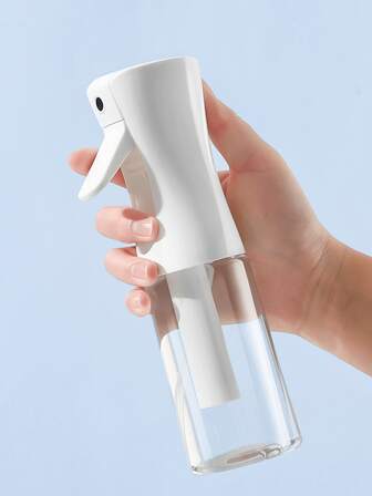 1个白色塑料高压喷雾瓶。可用于头发护理、浇水及各种喷洒用途。家居浴室装饰，夏季、返校季、旅行度假必备品，女士发饰，头发，旅行，美发产品，美发工具，美发用品，理发师，理发配件，理发店，美发设备