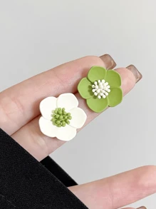 1 Pair Elegant 5-Petal Flower Shape Earrings, Perfect For Women Date & Vacation Jewelry