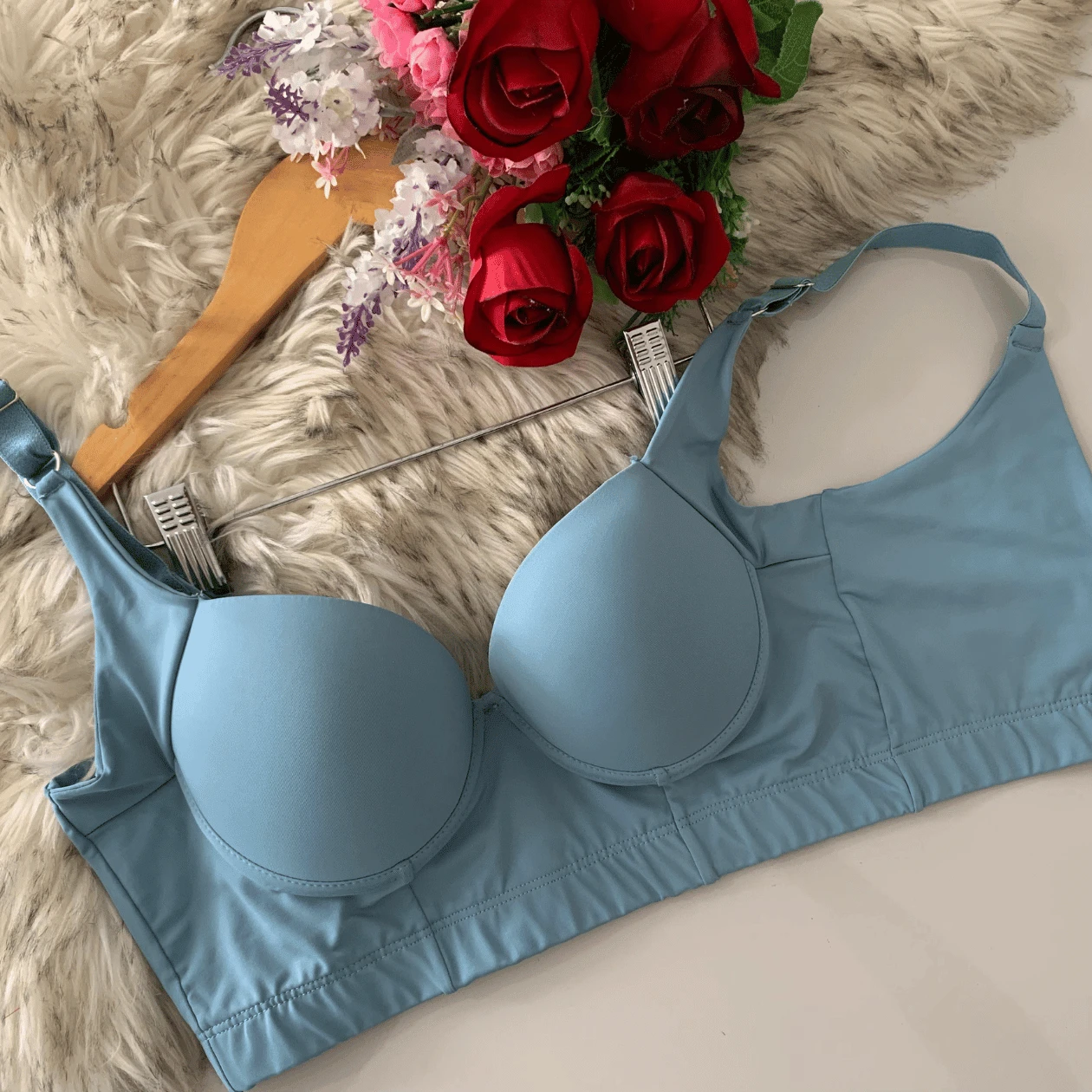 Sutiã Reforçado Plus Size Sutian Modelador De Fecho Triplo Lingerie Confortável Sustentação de Seios Bra Sutien Tamanho Grande Curvy  Simples    Casual-Confortável  Charme maduro - estilo moderno    Tecido    Acolchoado  Decote racer  Sem usar    Lanferie plus size plusaise