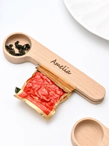 个性化咖啡和茶量勺 - 天然木雕名字，双格设计适合咖啡豆和咖啡渣，送给爸爸、爷爷、男士和女士（生日、伴郎）的独特厨房礼物，咖啡吧台用品，优雅的木质设计，木质结构，时尚厨具，生日礼物