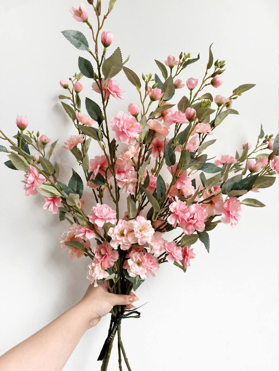 6束90厘米仿真花，适用于墙面、客厅、卧室、婚礼、派对装饰、桌面摆设。可用于家居、书桌、厨房、婚礼、餐桌、中心装饰、办公室、花园、户外、房屋、庭院装饰，适合春、夏、秋、冬四季。