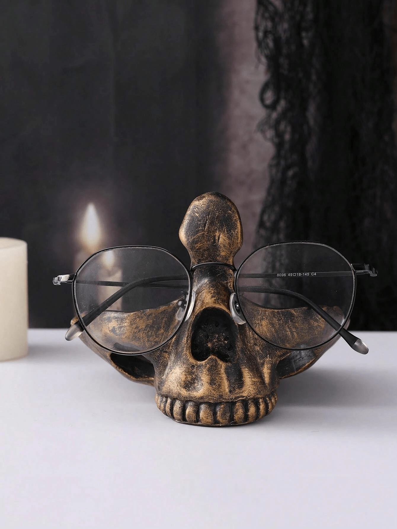 Resin Creative Halloween Skull Craft Home Decoration, Office Desktop Ornament, Glasses Storage Rack Decorative Figurine Best Gifts Birthday