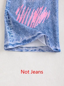 1件女童休闲爱心、蝴蝶、皇冠“LOVE”印花设计柔软针织紧身裤，适合日常穿着