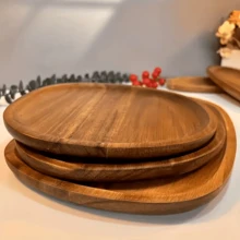 重生相思木托盘 - 具有复古自然的纹理，是厨房和餐厅的耐用必备品。适用于下午茶、寿司、甜点、户外野餐、婚礼、母亲节、圣诞节礼物、野餐用品、婚宴餐桌，质地光滑。