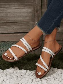 全新大码女式舒适简约圆头露趾编织皮革平底一脚蹬凉鞋，休闲时尚户外沙滩夏季鞋