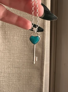 1pc Silver Color Metal Alloy Turquoise Heart Shaped Elegant Necklace, Suitable For Dating, Party, Concert And Daily Wear