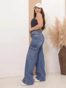 Calça Jeans Wide Leg Cargo Feminina Cintura Alta e Bolsos Laterais Premium - Lavagem clara - Visão 9