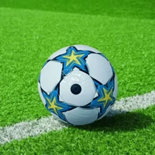 2# Modna kolorowa piłka nożna, odpowiednia dla uczniów uprawiających sporty na świeżym powietrzu